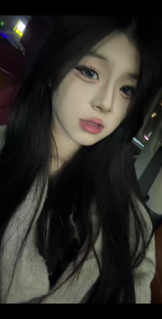 亲爱的你迟来的顿悟确实让我开心 可我的苦楚与伤痕 早已沁心入骨.