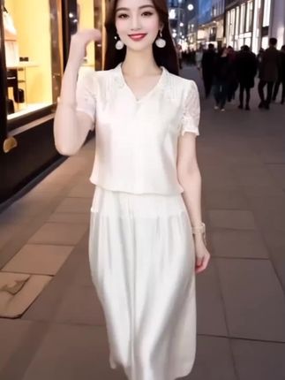 MM妈妈两件套连衣裙,新款轻奢减龄超显瘦大码短袖套装裙#气质仙女裙穿搭 #气质女神穿搭 #优雅气质 #时尚减龄穿搭 #夏季穿搭