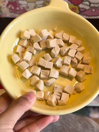 #新手养猫 冻干要买看的见质量,真材实料的鸡肉冻干才放心