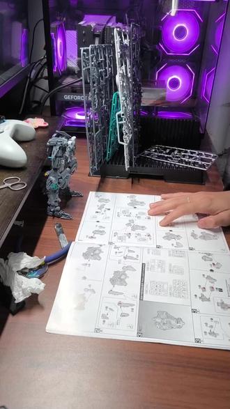 雷霆魔鬼鱼骨架部分#雷霆魔鬼鱼 #模型拼装 #高达模型 #胶佬 #青年创作扶持计划