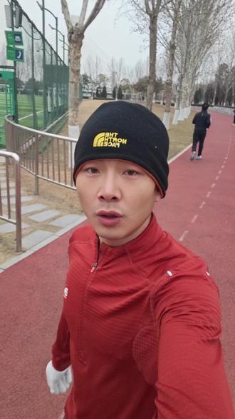 #记录跑步时光 晨跑🔚🔚🔚,今天是安阳马拉松候补的最后一天,不知道能不能候补成功,也不是非要跑这个比赛,只是想在自己的城市完成自己的第一次半马,#安阳马拉松 #保持自律 ##晨跑打卡 ##跑步🏃