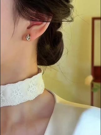 #耳饰分享#贝母镶金边耳钉#精致优雅#设计独特#精致女人必备