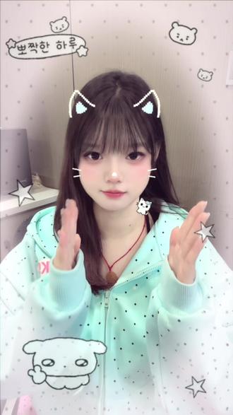 天生我萌必有用・ฅ^•̫͡•^ฅ・#手势舞ovo#如果萌是一种天赋手势舞 #座机画质手势舞