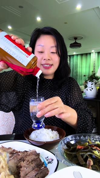 “先人板板 ”到底是啥意思,我感觉我已经尽力说清楚了。 可还是不确定,先人板板们听明白了?#先人板板 #酒蒙子的日常 #微醺时刻