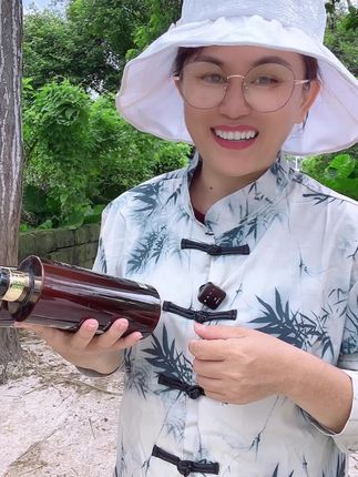 #乡村守护人 #闻鸡起舞挑战赛 #莺妆洗发水