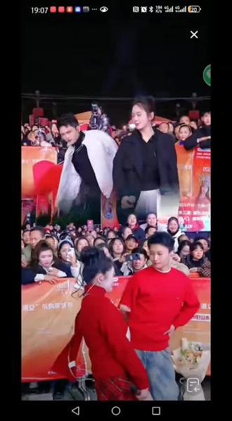 杰豆 潇朱你们更喜欢谁#现场感染力太强了 #乌蒙歌王