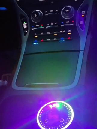 心情好比什么都重要,身体好比什么都珍贵,微笑的眼睛才能看到美,简单的心境才能拥有快乐,健康的身体才是最大的财富。