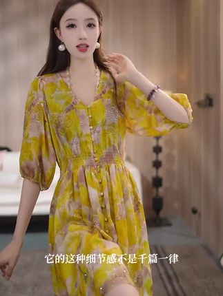 衣柜新顶流,夏日穿搭公式开启清凉之旅! #夏日穿搭有这搭配公式就够了#夏日穿搭小心机 #莫瑞系穿搭 #夏日度假必备好物 #早秋基础款外套如何摆脱路人感