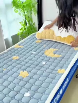 #牛奶绒床垫 #软垫 #学生床垫 #家纺床上用品