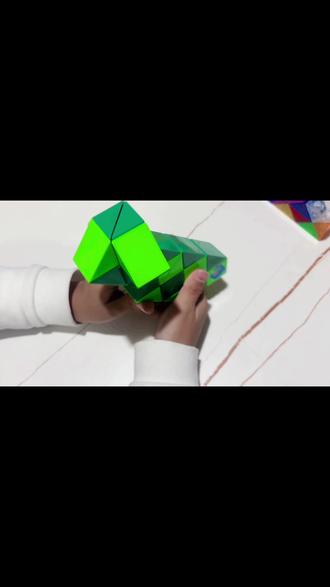 #百变魔尺 24段魔尺折小猪