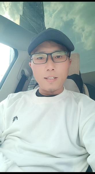 我是美术科任老师,请根据课程表生成每周每日提前一个小时的任课闹钟提醒,action为audio的ics供下载
#阿e哥聊AI教育 #AI提示词技巧