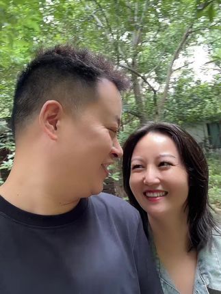 哪有夫妻不吵架的呀,天上下雨地上流,夫妻吵架不记仇!这个视频你们要保存好,下次吵架了就发给对方看😂#夫妻#夫妻吵架不记仇 #夫妻情感 #认真搞笑的王哥