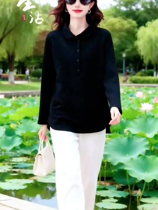 姐妹们看过来!早秋爆款长袖卫衣,流行款超洋气,上身巨减龄,轻松显年轻漂亮。新品上市价超实惠,别犹豫,赶紧下单,错过太可惜!