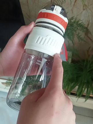 大容量儿童水杯男2025新款上学专用吸管杯子夏季学生塑料运动水壶 #运动水壶 #塑料水杯 #大容量儿童水杯推荐 #吸管杯