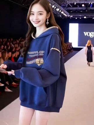 #秋季穿搭 #谁穿谁好看系列 #休闲减龄穿搭 #减龄穿搭 @DOU+小助手