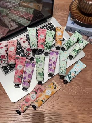 妈呀 这是什么大活动啊 个位数到手20支护手霜 #护手霜 #秋冬干燥 #护手霜推荐 #低价好物