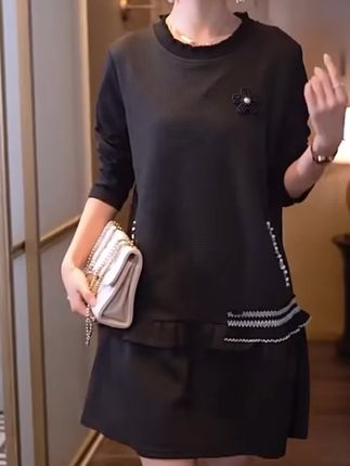 亮丝钉珠拼接连衣裙女2025春秋新款高级感荷叶边显瘦气质a字 #女人一定要活成自己喜欢的样子 #女人味 #女人