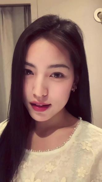 你这样敢爱敢恨的人不值得为我蹉跎