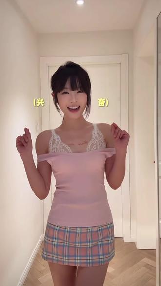 所有人!请保持苹果肌平整!
(实则没有人会不笑着看完整个视频嘻嘻🤭
生日快乐最最最爱的瑶瑶贝贝~@温柔可爱 #张思瑶 #瑶瑶 #温柔可爱 #公主生日快乐