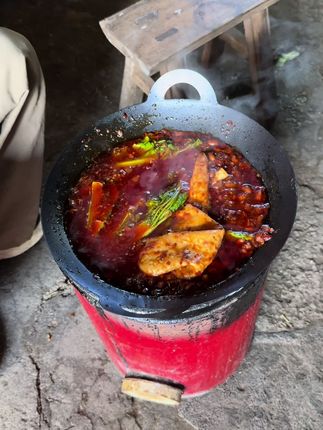 贵州的大人小娃都喜欢吃的豆豉火锅,真的太香了。#美食 #农村美食 #贵州豆豉火锅底料