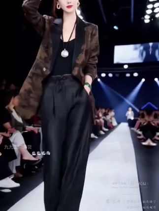 中秋新中式国风复古套装2025秋季新款贵夫人气质减龄西服外套+阔腿裤#高端大气上档次#谁穿谁好看