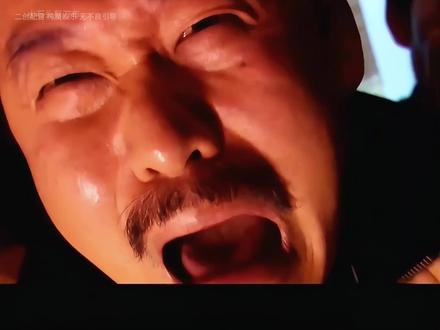 #搞笑视频配音 #创作者中心 #创作灵感 #二创配音
洗脚没叫道哥,还送给他一片草原