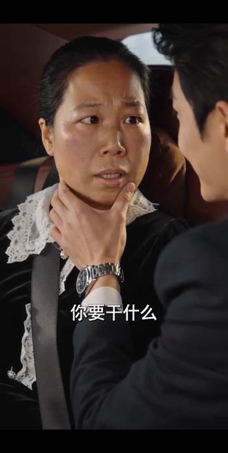 #AI车内的专属拥吻 #随变ai随便玩 他怎么下的去嘴。#认识我的回避一下。刚刚给女儿看了一下,笑死了