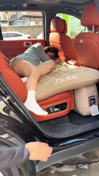 荒牧智能车载充气床 听我的,有了这款床,能帮你不少忙。#车载床垫 #车载充气床 #车载好物 #荒牧