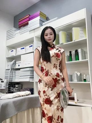 两天不睡觉就为了见见我们的小姐妹,怕你们忘记了我的样子,坚持开播🎈🎈🎈
