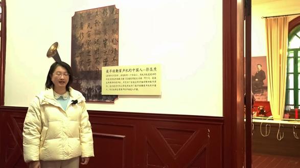 “声动” 故事,听馆长说!从爱迪生的锡箔留声机到现代的唱片机,从手摇曲柄到电动唱盘,指尖划过的每一台古董留声机,都藏着声音传播的进化史。百年间,黑胶唱片旋转出的不仅是旋律,更是科技与时光的交响。#旅顺留声机博物馆 #留声机演变史 #馆长说 #声音的进化