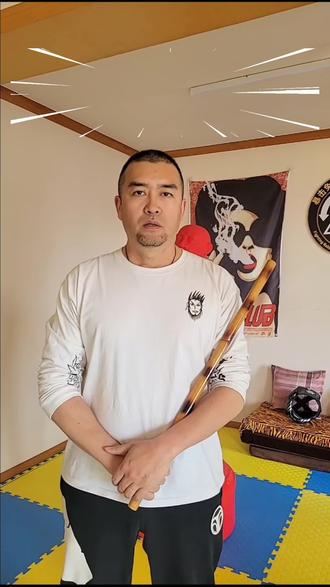 总有杠精觉得自己的身体能抗住! 关于#菲律宾短棍 在#实战 中的#伤害性 和#破坏性 的探讨!#昆明防身术教学
