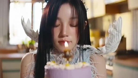 这个视频有点长,也是雨琦的成长史…她从青涩练习生到闪闪发光的明星都经历了很多,我们曲琦一定会支持你#宋雨琦