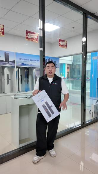#萤石智能锁 #萤石Y31Ultra 新品到店!#萤石春日AI大赛 一款能互动的智能锁,搭配双电池,AI控制更智能!#九江 #开锁换锁