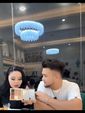 #快下单 活动眼影