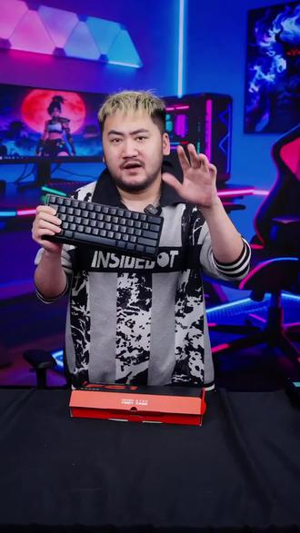 喜欢小配列的兄弟们!这款前行者F61闭眼入!机械手感按键静音! 支持三模连接!喜欢的赶紧冲!#前行者F61 #小键盘 #键盘推荐 #游戏键盘 #CSGO茄子带货二创