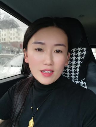 俺家儿子和我像不😂#上热门 @天龙湖球哥 #接送孩子上下学
