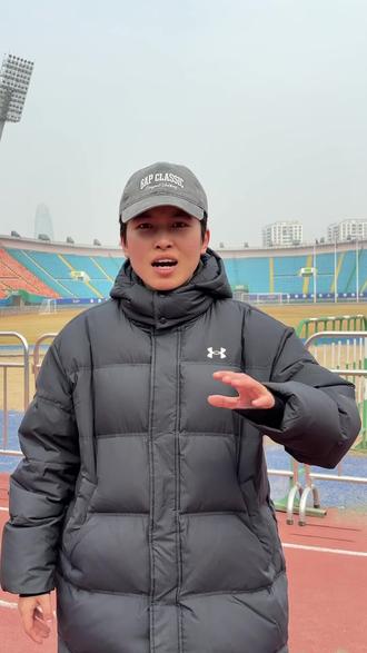 今日立定跳远课#中考体育 #山东领跑 #济南体育训练