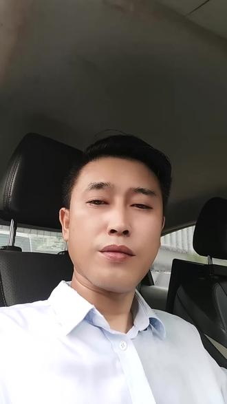 深圳滴滴快车单价还比不上东莞:你们相信吗昨晚和东莞一个跑滴滴的兄弟聊天才知道原来是真的,东莞到深圳42公里快车司机到手138元,同样的公里数深圳到东莞也就是一百左右,别看深圳起步价比东莞高,这其中猫咪太大了就是实时计价的问题