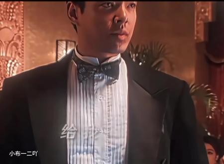 一二版 给我擦皮鞋#影视剧名场面 #一二布布日常 #一二布布表情包 #一二布布小剧场