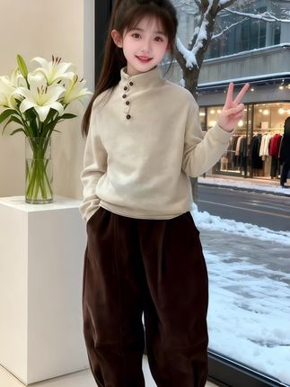 #早秋各式各样的平价上衣分享 #早秋黑白灰穿搭测评 #秋季彩色系穿搭测评 #上衣裤子穿搭公式来啦 #解锁秋季一周色彩灵感穿搭 @抖加🔥上热门🔥dou+🔥热点宝