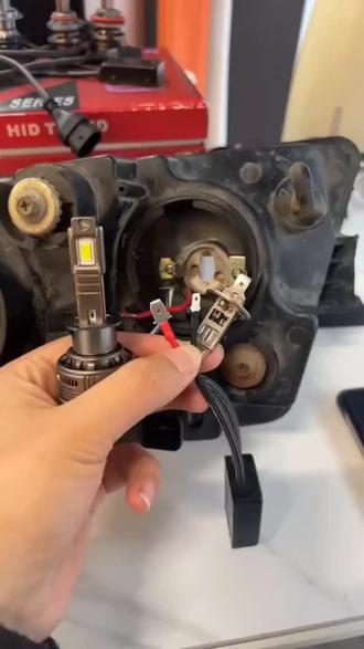 H1 LED灯安装方法
