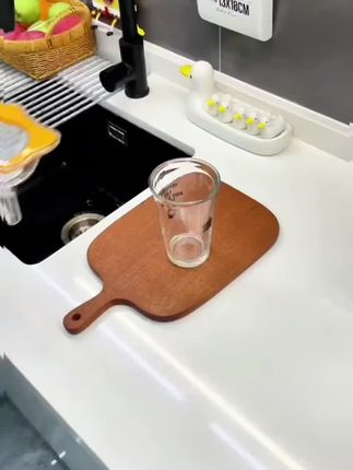 即是过滤筛又是漏斗,用它过滤的豆浆细腻又丝滑 ,还能过滤果汁 鸡蛋液都很方便#厨房好物