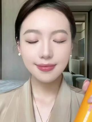 【小鱼同款】维C定妆喷雾防水防汗保湿补水便携不脱妆定妆神器正品 #定妆喷雾 #补水保湿