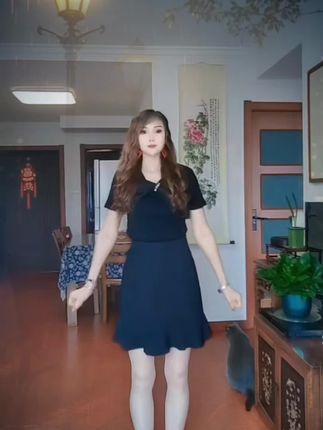 最愚蠢的人是把好脾气留给外人,坏脾气都留给了家人,性格无法改变,既然没用那就别在打扰了#那么爱你也没用#简单易学#零基础学舞蹈
