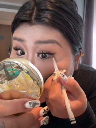 biya比雅纵享丝滑眼线胶笔防水防汗持久不脱妆新手胶笔眼线#biya#比雅纵享丝滑眼线胶笔#防水防汗持久#不脱妆#新手胶笔眼线