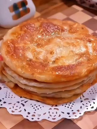 #早餐饼 #梅干菜饼。做的时候不用解冻,放锅里煎一下两面金黄就可以出锅了! #大人小孩都爱吃 #美味早餐 #外酥里嫩