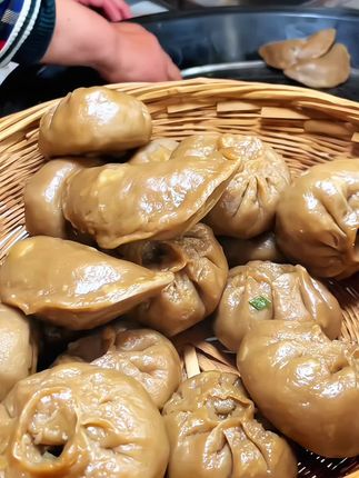 农家正宗红薯面粉,干净不牙碜,可以蒸窝窝头,蒸包子,做面条,煮红薯稀饭, 营养又好吃,还是小时候的味道#红薯面窝窝头 #地瓜面粉#红薯面粉#家乡的味道#优质农产品