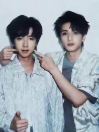 发点比捡手机好看的 #翔霖 #时代少年团 #吐槽