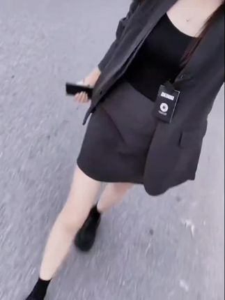 #今日穿搭 #穿搭分享 #短裙穿搭 #西装#穿搭小技巧