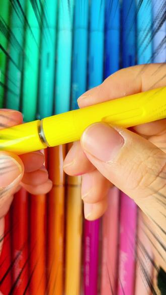 挑战用丙烯马克笔,画一本可爱翻翻乐!今天画可爱蓝莓马卡龙!可爱食物简笔画教学!#翻翻乐 #跟着抖音学画画 #画画 #简笔画 #丙烯马克笔